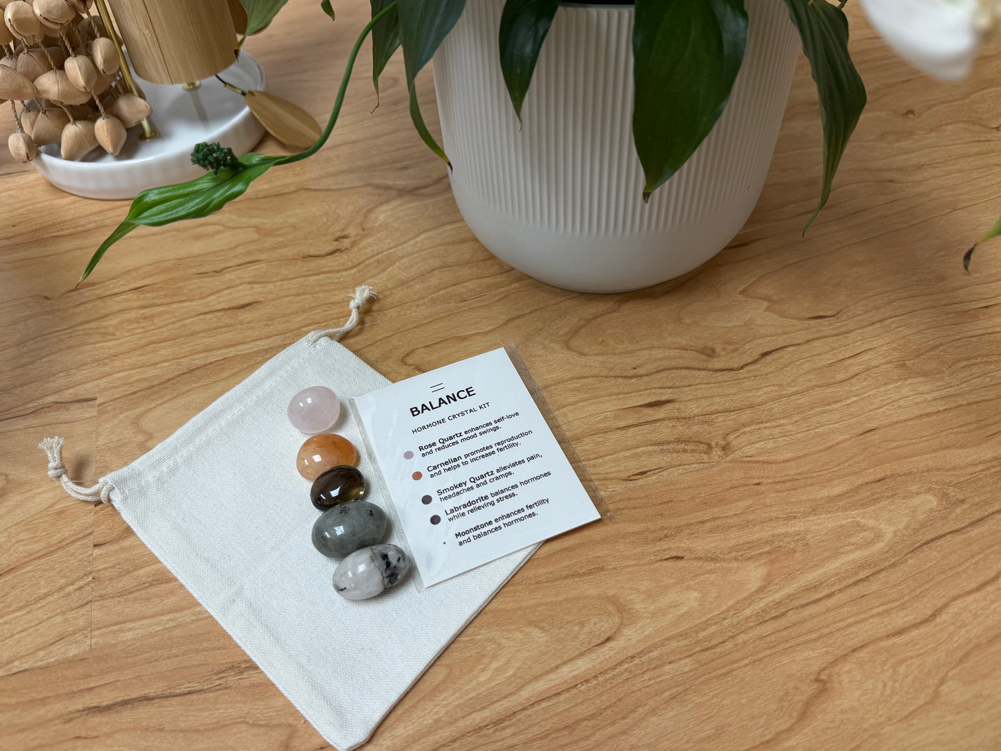Emotional Support | Balance Crystal Kit | Rose Quartz, Carnelian, Smokey Quartz, Moonstone, Labradorite