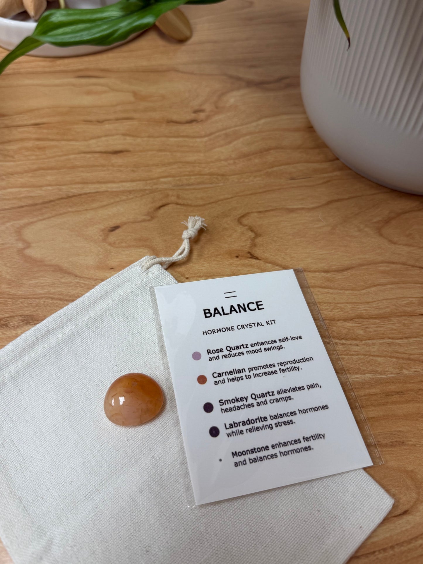 Emotional Support | Balance Crystal Kit | Rose Quartz, Carnelian, Smokey Quartz, Moonstone, Labradorite