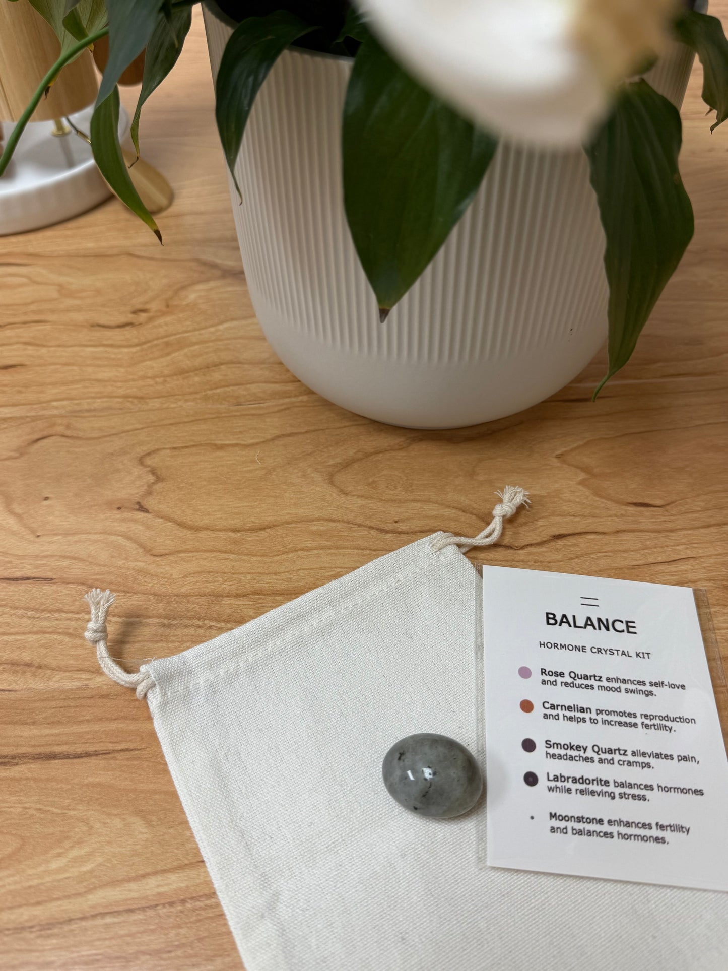 Emotional Support | Balance Crystal Kit | Rose Quartz, Carnelian, Smokey Quartz, Moonstone, Labradorite