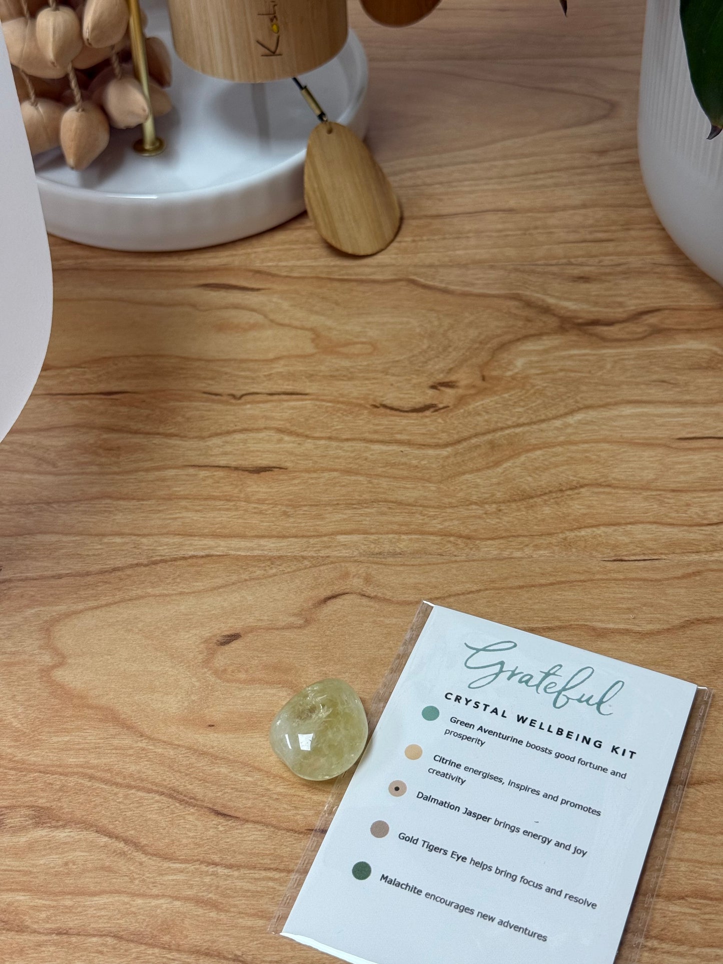 Grateful Crystal Kit | Positivity, Prosperity & Manifestation | Aventurine, Citrine, Jasper, Tiger’s Eye, Malachite, Selenite