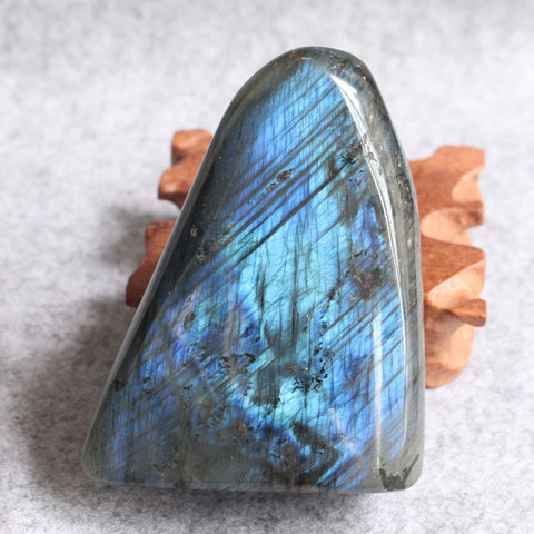 Labradorite’s Mystical History and Its Connection to the Third Eye Chakra