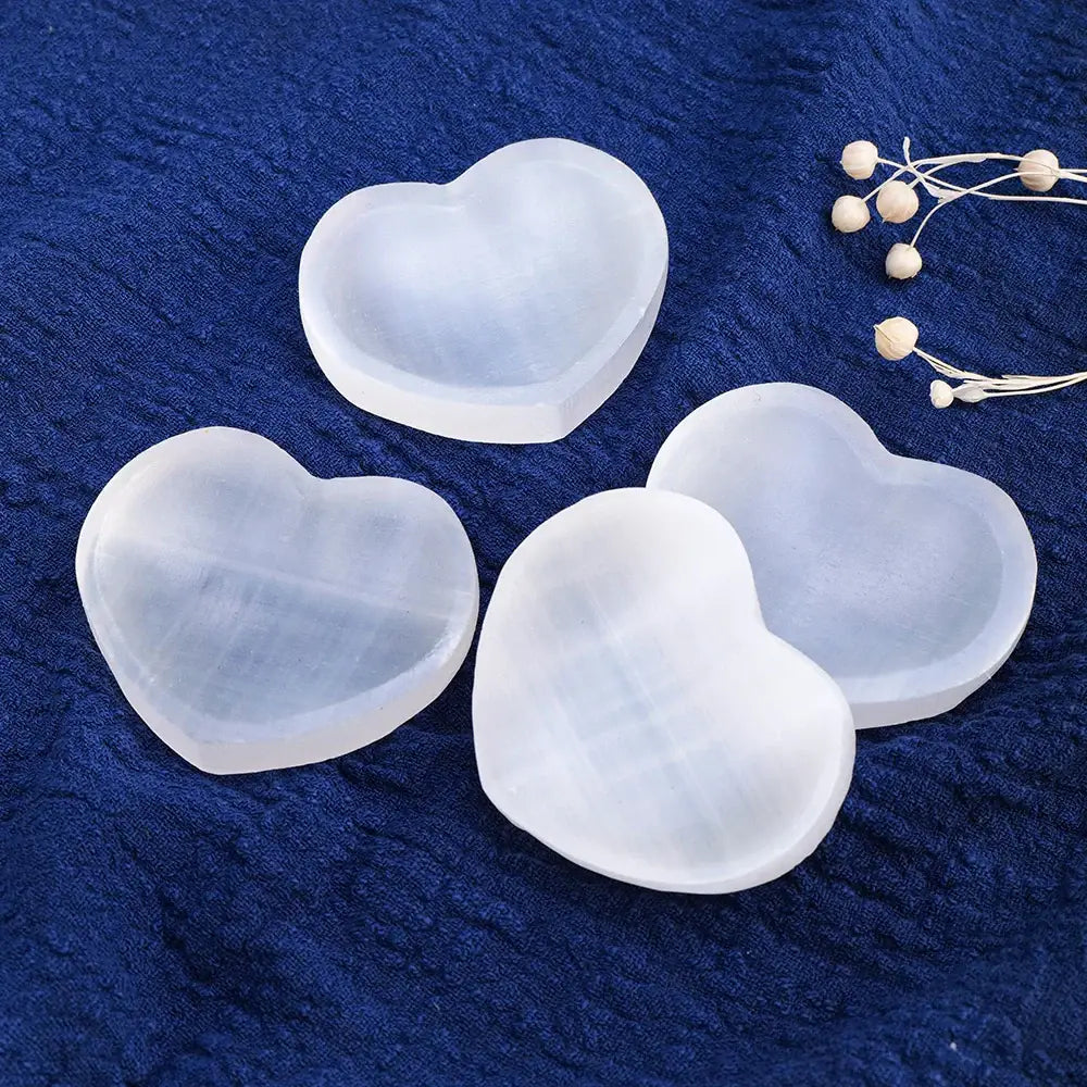 Oneness Ally White Selenite Heart-Shaped Bowl for Healing and Recharging on Hand 4 crystals 