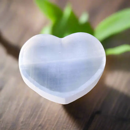 Oneness Ally White Selenite Heart-Shaped Bowl for Healing and Recharging Single