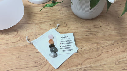 Emotional Support | Balance Crystal Kit | Rose Quartz, Carnelian, Smokey Quartz, Moonstone, Labradorite