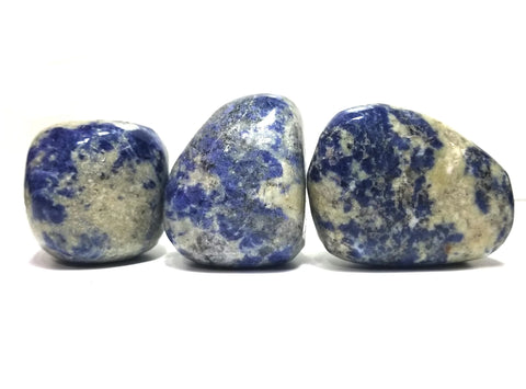 Sodalite Crystal Meaning and Its Benefits for the Third Eye Chakra